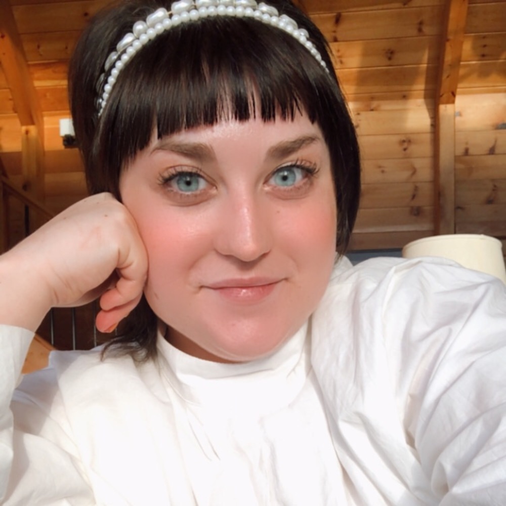 Meet your Posher, Alison